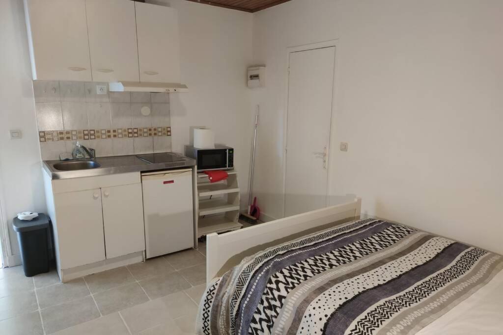 Charmant Studio - Ref Kp Montfermeil Экстерьер фото